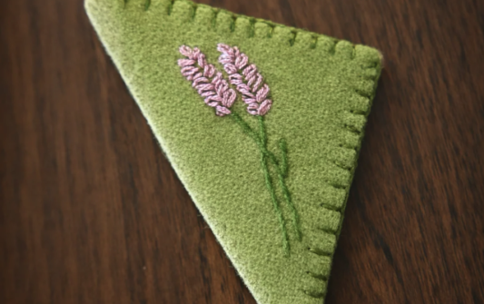 Milwaukee Corner Bookmark: Felt & Embroidery Workshop